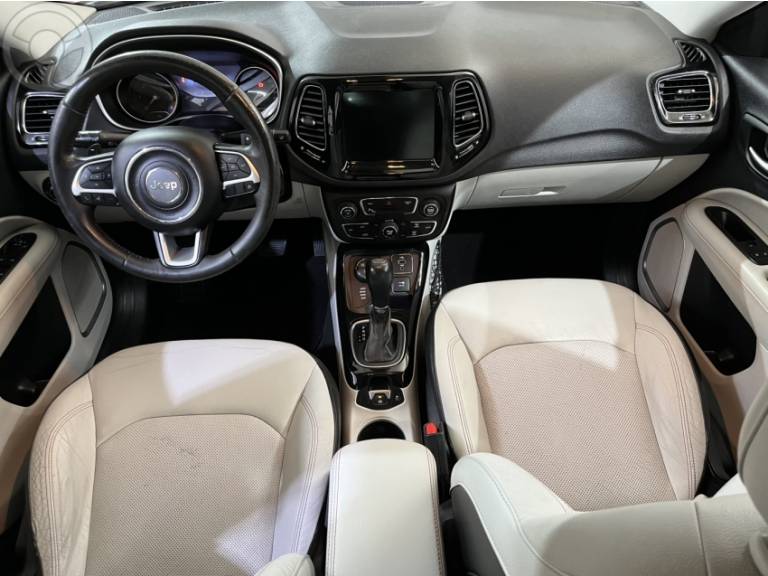 JEEP - COMPASS 2.0 16V DIESEL LIMITED 4X4 AUTOMÁTICO - 2018/2018 - BORDO - R$ 112.900,00