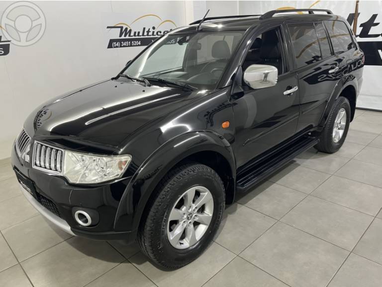 MITSUBISHI - PAJERO DAKAR 3.2 HPE 4X4 7 LUGARES 16V TURBO INTERCOOLER DIESEL 4P AUTOMÁTICO - 2011/2012 - PRETA - R$ 103.900,00
