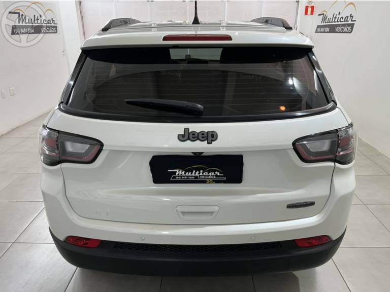 JEEP - COMPASS 1.3 LONGITUDE T270 16V TURBO FLEX 4P AUTOMÁTICO - 2021/2022 - BRANCA - R$ 134.900,00