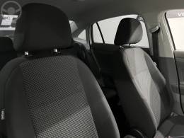 VOLKSWAGEN - VIRTUS 1.6 MSI TOTAL FLEX MANUAL - 2018/2019 - BRANCA - R$ 69.900,00