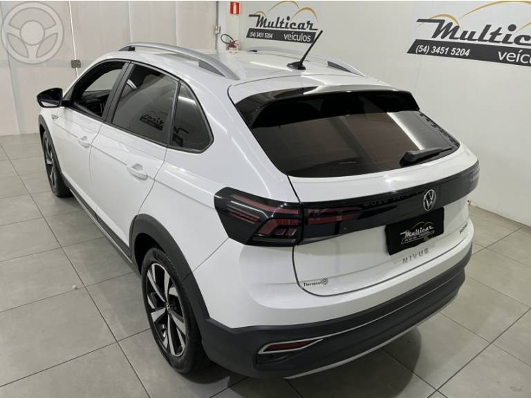 VOLKSWAGEN - NIVUS 1.0 TSI HIGHLINE FLEX 4P AUTOMÁTICO - 2020/2021 - BRANCA - R$ 109.900,00