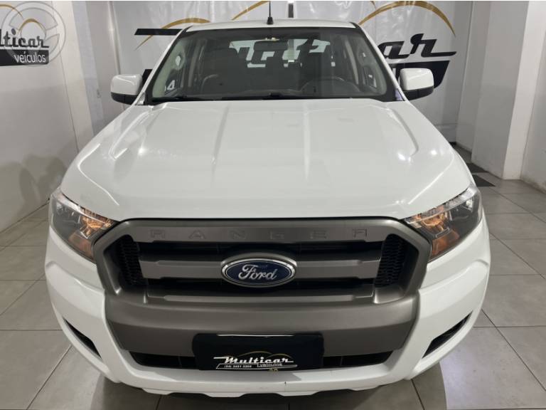 FORD - RANGER 2.2 XLS 4X4 CD 16V DIESEL 4P AUTOMÁTICO - 2019/2019 - BRANCA - R$ 134.000,00