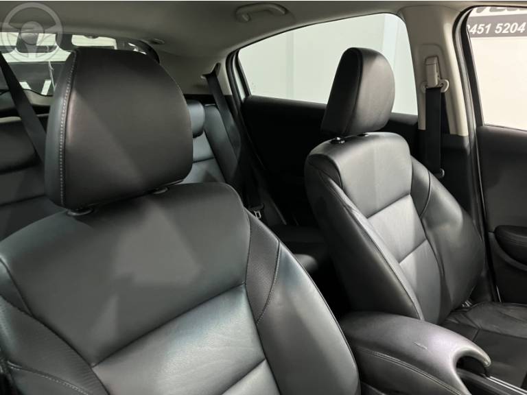 HONDA - HR-V 1.8 16V FLEX EXL 4P AUTOMÁTICO - 2015/2016 - BRANCA - R$ 88.900,00