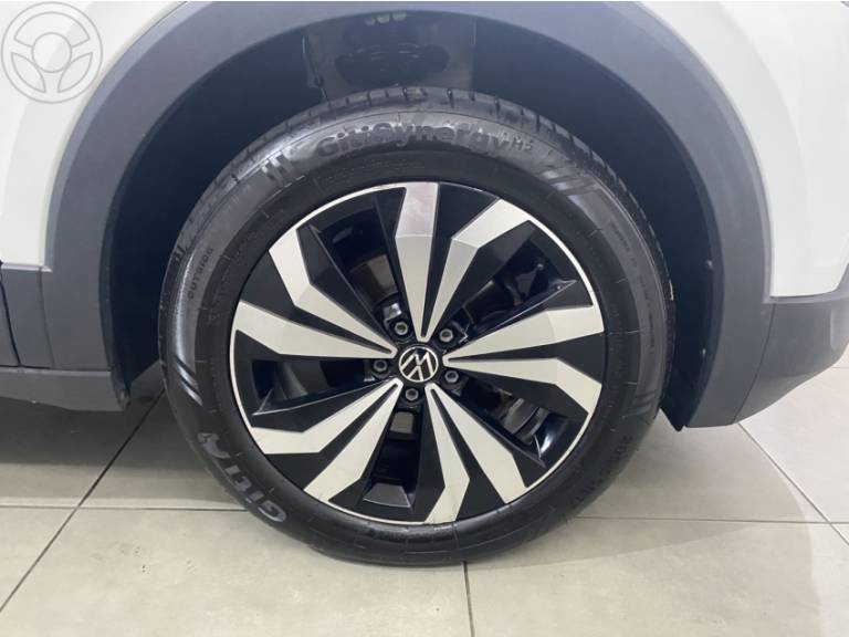VOLKSWAGEN - T-CROSS 1.0 COMFORTLINE TSI FLEX 4P AUTOMÁTICO - 2021/2022 - BRANCA - R$ 109.900,00