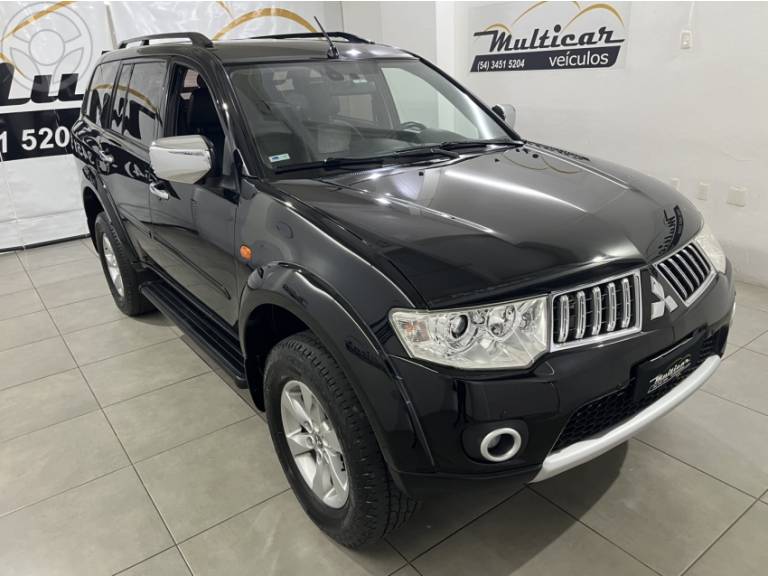 MITSUBISHI - PAJERO DAKAR 3.2 HPE 4X4 7 LUGARES 16V TURBO INTERCOOLER DIESEL 4P AUTOMÁTICO - 2011/2012 - PRETA - R$ 103.900,00