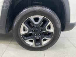 JEEP - COMPASS 2.0 16V DIESEL TRAILHAWK 4X4 AUTOMÁTICO - 2018/2018 - BRANCA - R$ 118.000,00