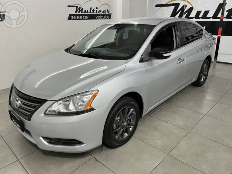 NISSAN - SENTRA 2.0 S 16V FLEX 4P MANUAL - 2015/2015 - PRATA - R$ 45.900,00