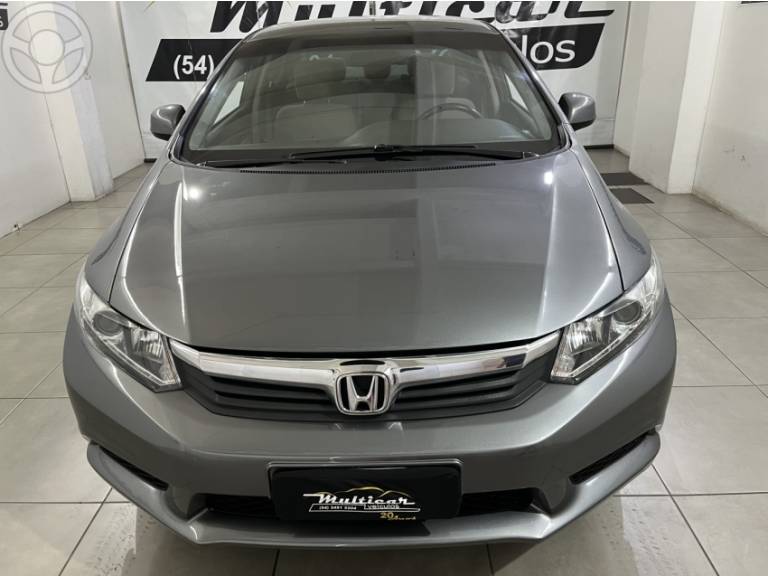 HONDA - CIVIC 1.8 LXS 16V FLEX 4P AUTOMÁTICO - 2012/2012 - CINZA - R$ 64.900,00