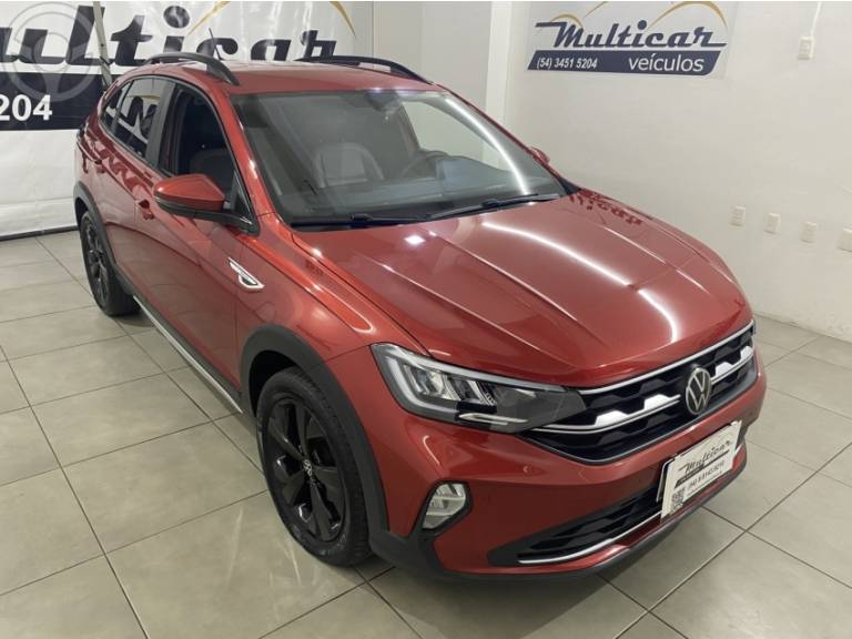 VOLKSWAGEN - NIVUS 1.0 TSI HIGHLINE FLEX 4P AUTOMÁTICO - 2022/2023 - VERMELHA - R$ 119.900,00