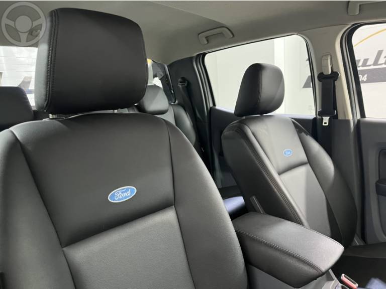 FORD - RANGER 2.2 XLS 4X4 CD 16V DIESEL 4P AUTOMÁTICO - 2019/2019 - BRANCA - R$ 134.000,00