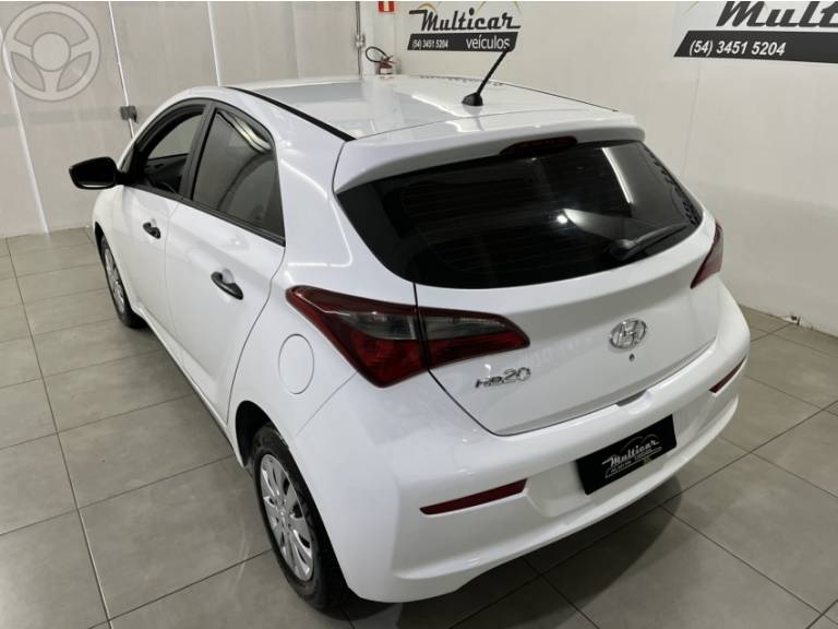HYUNDAI - HB20 1.0 UNIQUE 12V FLEX 4P MANUAL - 2019/2019 - BRANCA - R$ 54.900,00