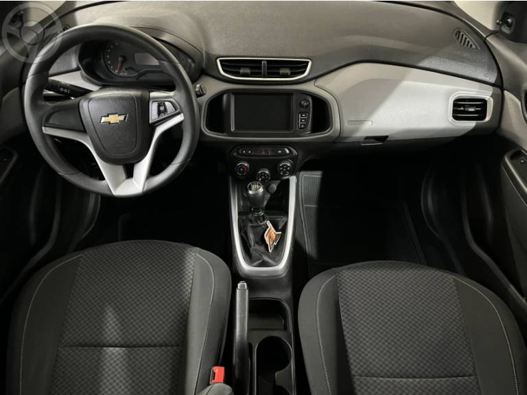 CHEVROLET - ONIX 1.0 MPFI LT 8V FLEX 4P MANUAL - 2017/2018 - PRATA - R$ 53.900,00