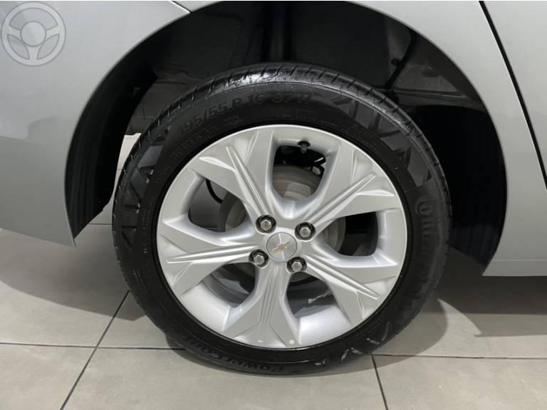CHEVROLET - ONIX 1.0 LTZ 12V TURBO FLEX 4P AUTOMÁTICO - 2024/2024 - CINZA - R$ 88.900,00