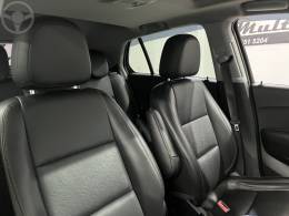 CHEVROLET - TRACKER 1.4 16V TURBO FLEX PREMIER AUTOMÁTICO - 2018/2018 - PRATA - R$ 93.900,00