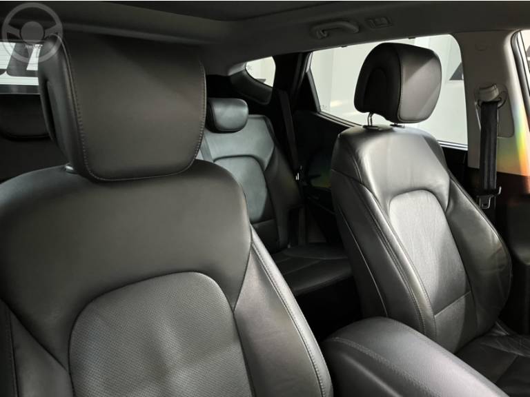 HYUNDAI - SANTA FÉ 3.3 MPFI 4X4 7 LUGARES V6 270CV 4P AUTOMÁTICO - 2015/2015 - PRATA - R$ 102.000,00
