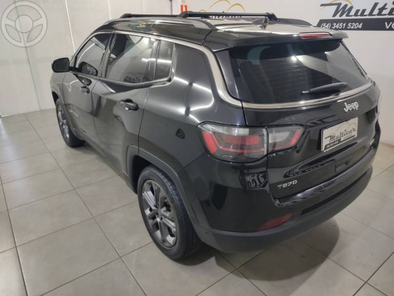 JEEP - COMPASS 1.3 LONGITUDE T270 16V TURBO 4X2 FLEX 4P AUTOMÁTICO - 2023/2023 - PRETA - R$ 125.000,00