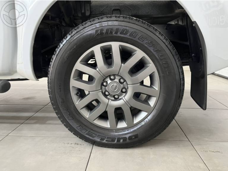 NISSAN - FRONTIER 2.5 SL 4X4 CD TURBO ELETRONIC DIESEL 4P AUTOMÁTICO - 2016/2016 - BRANCA - R$ 113.900,00