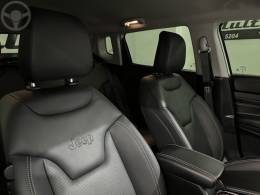 JEEP - COMPASS 1.3 SPORT T270 16V TURBO FLEX 4P AUTOMÁTICO - 2024/2024 - BRANCA - R$ 122.900,00