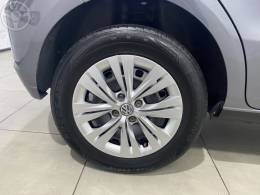 VOLKSWAGEN - GOL 1.6 MSI 8V TOTALFLEX 4P MANUAL - 2021/2022 - CINZA - R$ 59.900,00