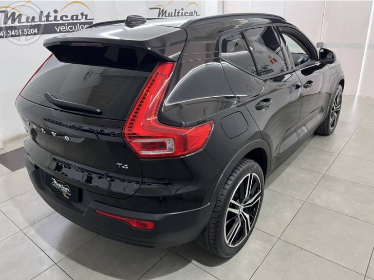 VOLVO - XC 40 2.0 T4 GEARTRONIC - 2019/2019 - PRETA - R$ 123.900,00