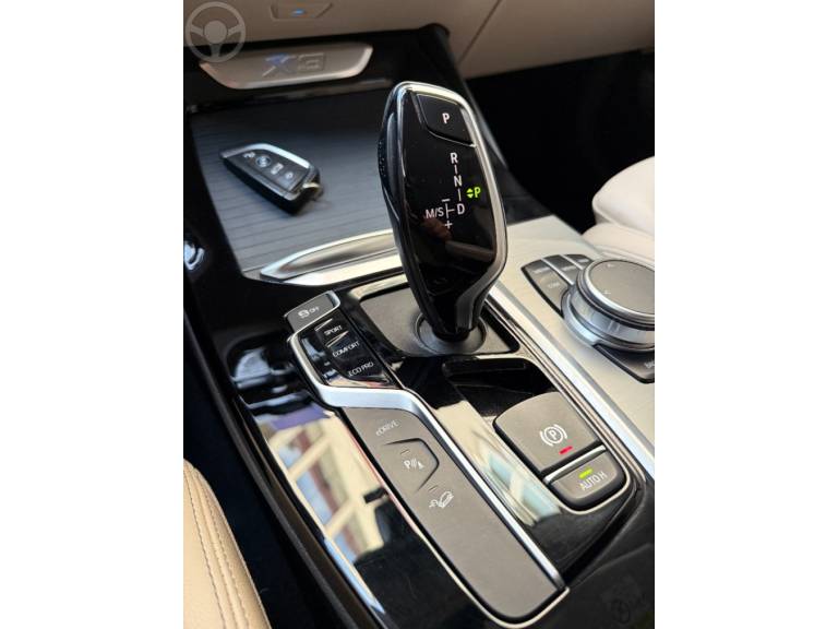 BMW - X3 2.0 XDRIVE 30E 16V TURBO HÍBRIDO 4P AUTOMÁTICO - 2021/2021 - PRETA - R$ 249.000,00