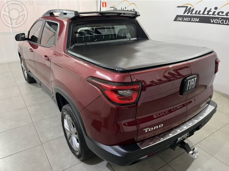 FIAT - TORO 2.0 16V TURBO DIESEL FREEDOM 4WD AT9 AUTOMÁTICO - 2020/2021 - BORDO - R$ 111.900,00