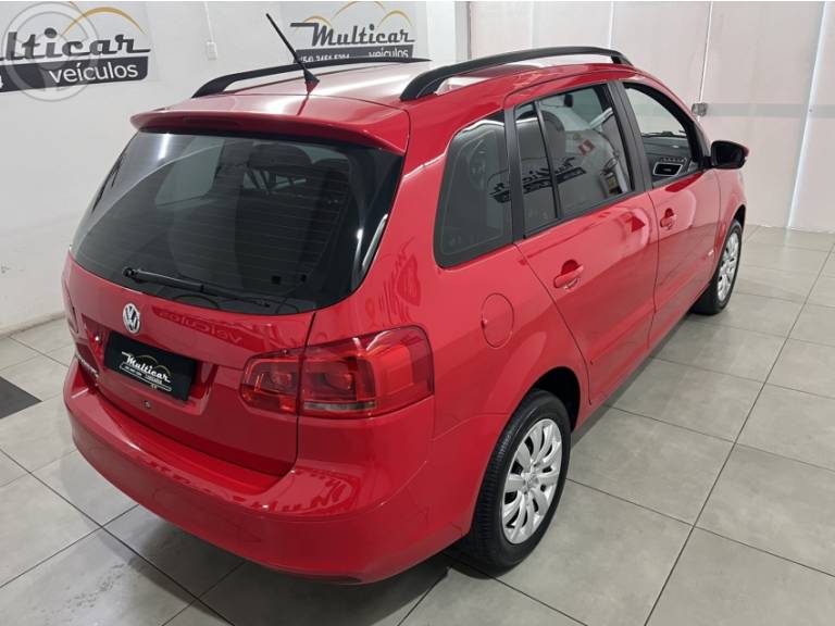 VOLKSWAGEN - SPACEFOX 1.6 MI TREND 8V FLEX 4P MANUAL - 2014/2014 - VERMELHA - R$ 43.900,00