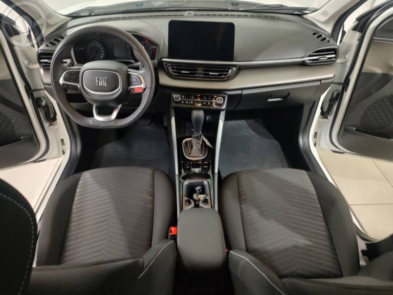 FIAT - FASTBACK 1.0 AUDACE 200 TURBO FLEX 4P AUTOMÁTICO - 2023/2023 - BRANCA - R$ 111.900,00