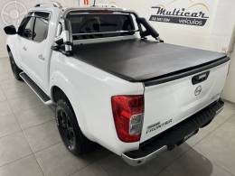 NISSAN - FRONTIER 2.3 LE 4X4 CD BI TURBO DIESEL 4P AUTOMÁTICO - 2017/2017 - BRANCA - R$ 129.900,00