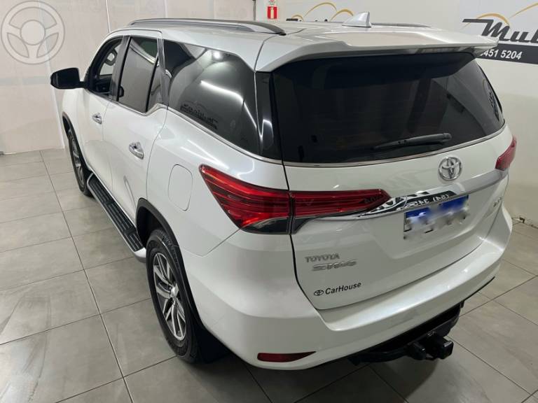 TOYOTA - HILUX SW4 2.8 SRX 4X4 16V TURBO INTERCOOLER DIESEL 4P AUTOMÁTICO - 2017/2017 - BRANCA - R$ 214.000,00