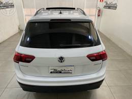 VOLKSWAGEN - TIGUAN 1.4 ALLSPACE 250 TSI FLEX 4P - 2019/2020 - BRANCA - R$ 131.900,00