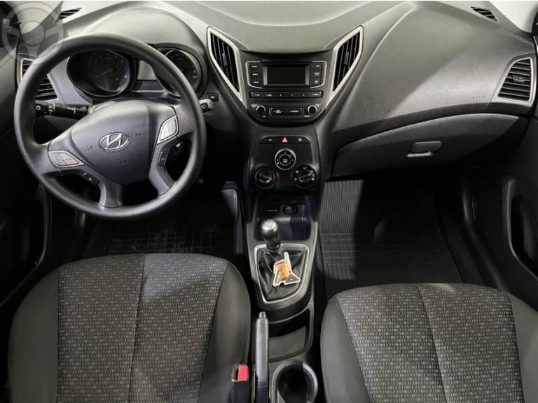 HYUNDAI - HB20 1.0 UNIQUE 12V FLEX 4P MANUAL - 2019/2019 - BRANCA - R$ 54.900,00