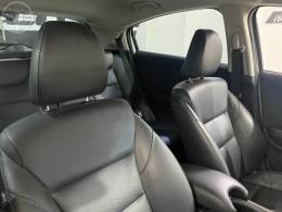 HONDA - HR-V 1.8 16V FLEX EXL 4P AUTOMÁTICO - 2016/2016 - BRANCA - R$ 88.900,00