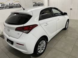 HYUNDAI - HB20 1.6 COMFORT PLUS 16V FLEX 4P MANUAL - 2018/2019 - BRANCA - R$ 62.900,00