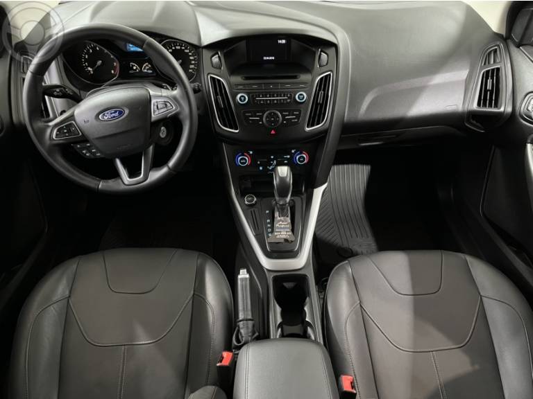 FORD - FOCUS 2.0 SE HATCH 16V FLEX 4P AUTO - 2016/2016 - BRANCA - R$ 59.500,00