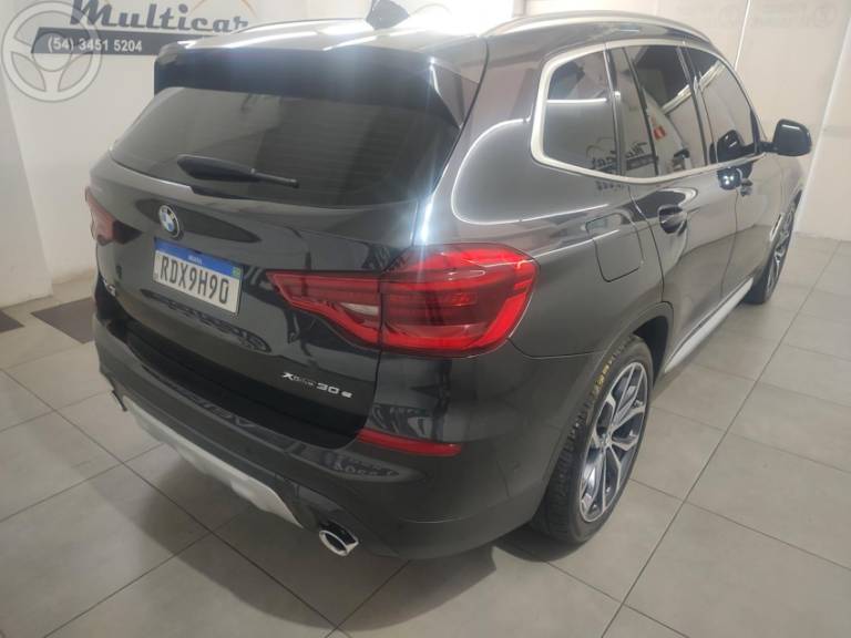 BMW - X3 2.0 XDRIVE 30E 16V TURBO HÍBRIDO 4P AUTOMÁTICO - 2020/2021 - PRETA - R$ 259.900,00