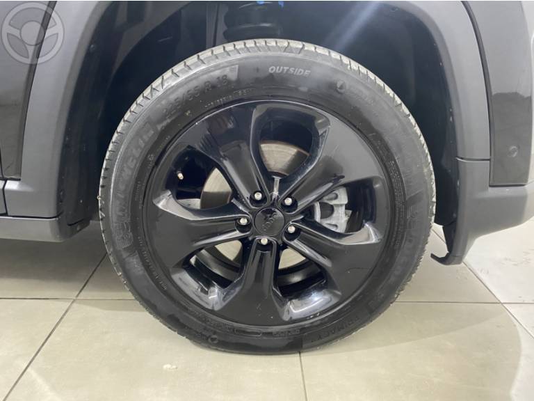 JEEP - COMPASS 2.0 16V FLEX LONGITUDE AUTOMÁTICO - 2021/2021 - PRETA - R$ 109.900,00
