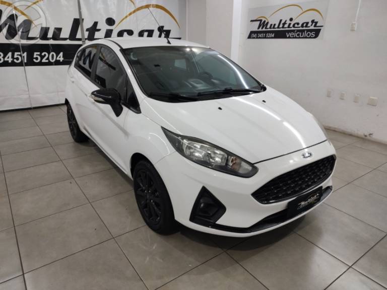 FORD - FIESTA 1.0 SEL ECOBOOST GTDI 12V 4P AUTOMÁTICO - 2018/2018 - BRANCA - R$ 62.500,00