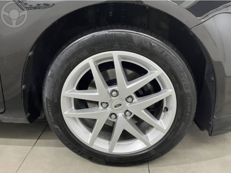 FORD - FUSION 2.5 SEL 16V 4P AUTOMÁTICO - 2011/2011 - PRETA - R$ 44.500,00