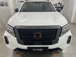 NISSAN - FRONTIER 2.3 PRO4X 4X4 CD BI-TURBO DIESEL 4P AUTOMÁTICO - 2023/2024 - BRANCA - R$ 234.900,00