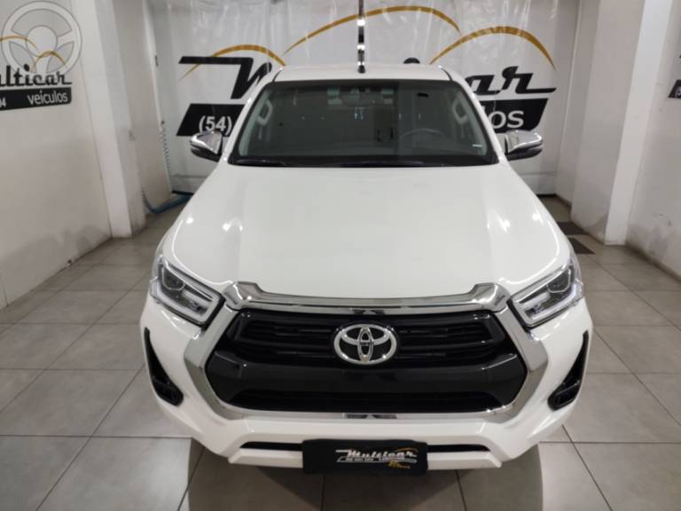 TOYOTA - HILUX - 2025/2025 - BRANCA - R$ 283.000,00