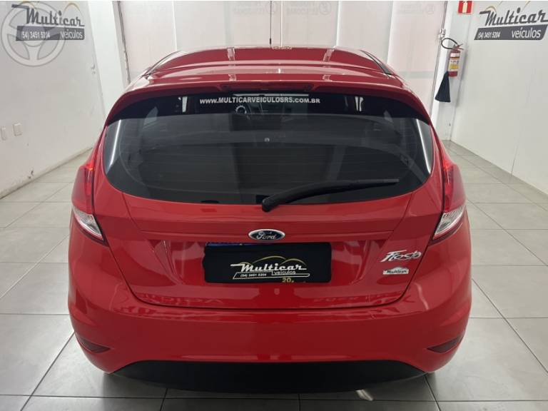 FORD - FIESTA 1.5 S HATCH 16V FLEX 4P MANUAL - 2013/2014 - VERMELHA - R$ 43.900,00
