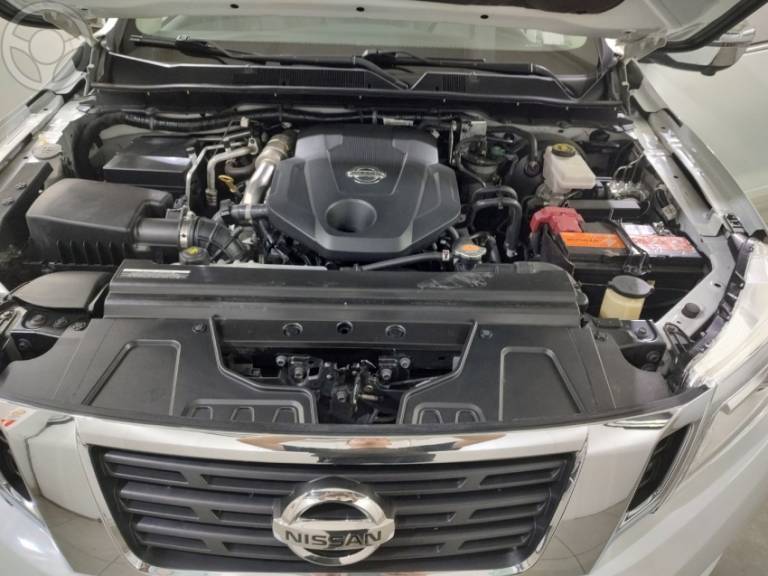 NISSAN - FRONTIER 2.3 LE 4X4 CD BI TURBO DIESEL 4P AUTOMÁTICO - 2021/2022 - BRANCA - R$ 179.900,00