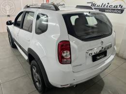 RENAULT - DUSTER 2.0 DYNAMIQUE 4X2 16V FLEX 4P AUTOMÁTICO - 2013/2014 - BRANCA - R$ 53.500,00