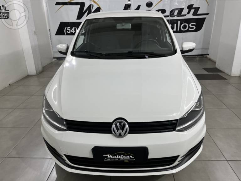 VOLKSWAGEN - FOX 1.6 MSI TRENDLINE 8V FLEX 4P MANUAL - 2016/2016 - BRANCA - R$ 50.900,00