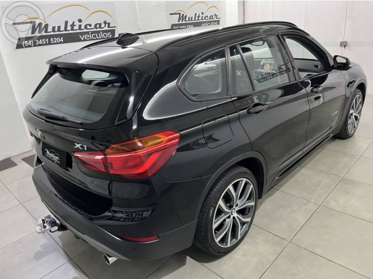 BMW - X1 2.0 16V TURBO XDRIVE25I SPORT 4P AUTOMÁTICO - 2016/2016 - PRETA - R$ 119.900,00