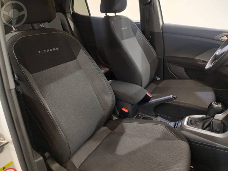 VOLKSWAGEN - T-CROSS 1.0 TSI 12V FLEX 4P AUTOMÁTICO - 2024/2025 - BRANCA - R$ 134.900,00