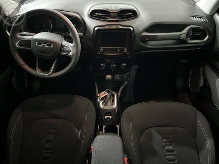 JEEP - RENEGADE 1.3 SPORT T270 16V TURBO FLEX 4P AUTOMÁTICO - 2022/2022 - PRETA - R$ 102.900,00