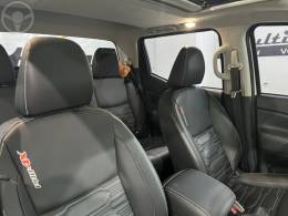 NISSAN - FRONTIER 2.3 PRO4X 4X4 CD BI-TURBO DIESEL 4P AUTOMÁTICO - 2023/2024 - BRANCA - R$ 234.900,00