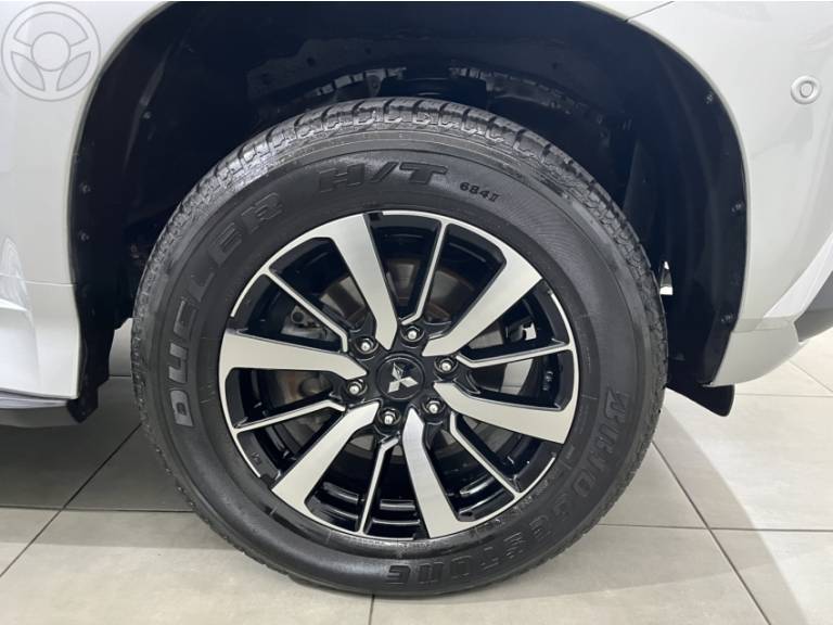 MITSUBISHI - PAJERO SPORT - 2019/2020 - PRATA - R$ 218.900,00